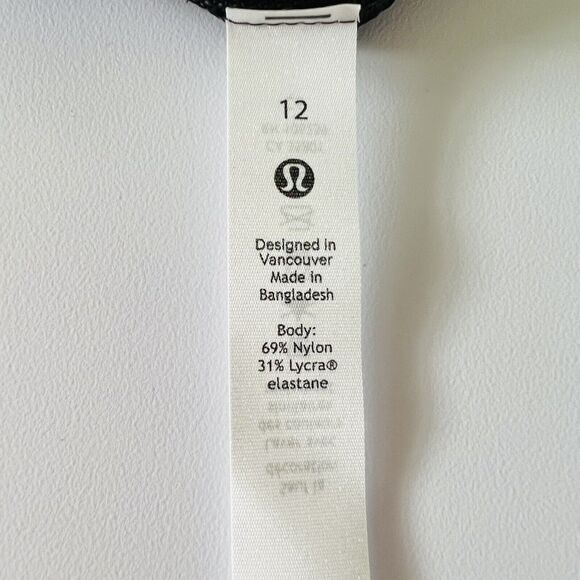LULULEMON ATHLETICA Solid Black Wunder Under HR Tight 25" Leggings - US 12 - Picture 5 of 7